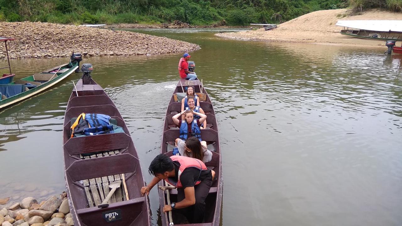 Naura Roomstay Kuala Tahan Buitenkant foto